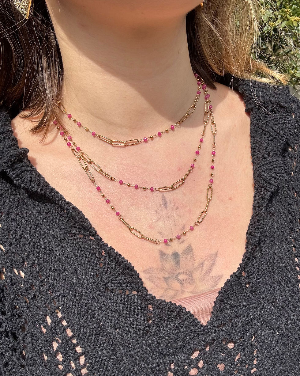 Miniature : Collier fin trombone en acier inoxydable plaqué or 18k avec des perles naturelles de jade roses