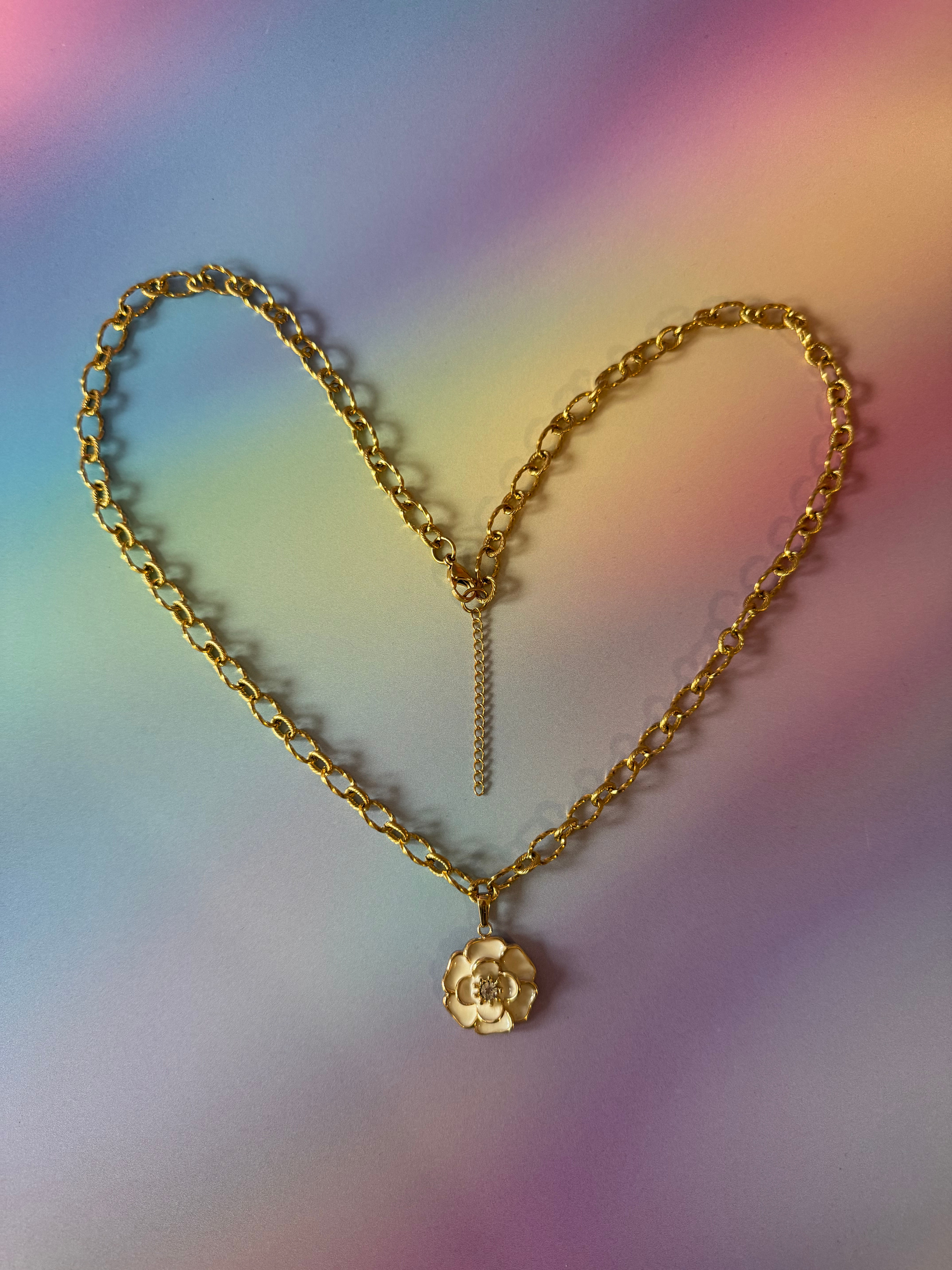 Sautoir Douce Fleur 🌸🤍