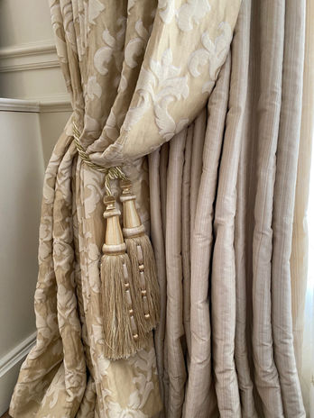 LIVING TASSEL.jpg