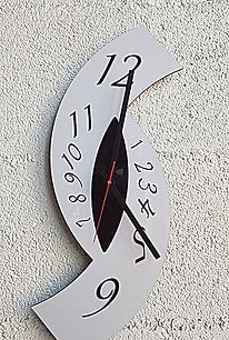 Horloge longue.jpg