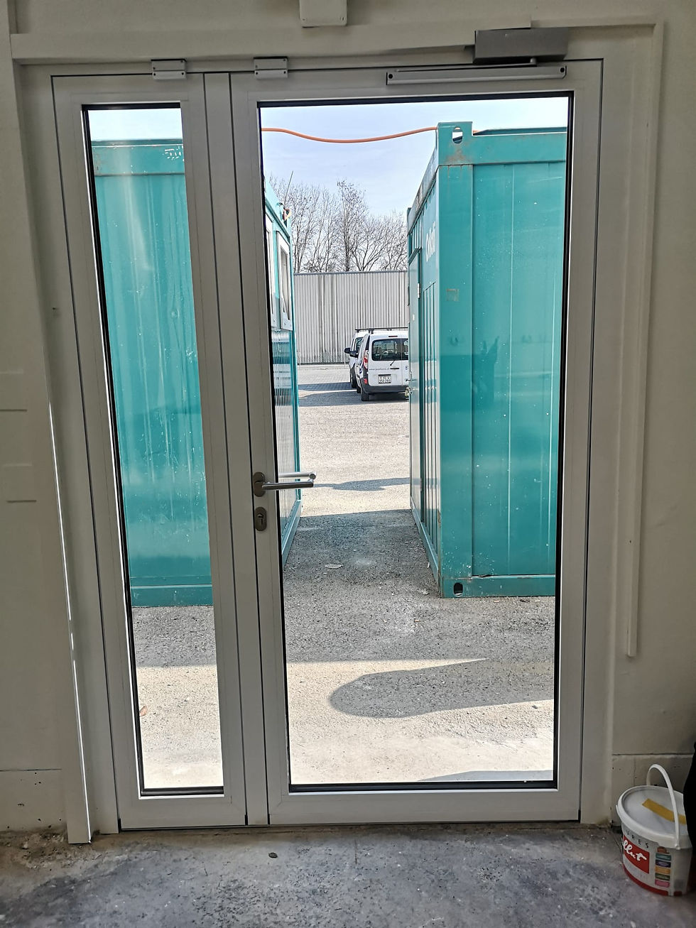 Tesla Supercharger Busigny - Après