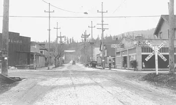 #16 Intersection of Sunset Way.jpg.webp