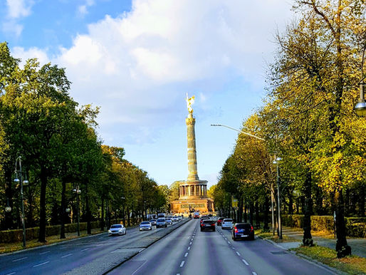 אלזה המוזהבת: המלאכית שראתה את הכל מלמעלה