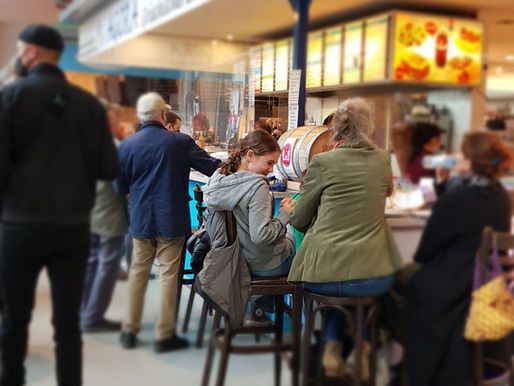 שוק האוכל האהוב עליי: טעמים מהעולם בלב שכונת קרויצברג