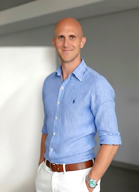 Kine - Amory Larbalestrier_edited.jpg