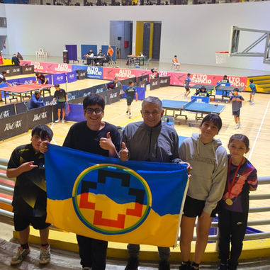 DEPORTISTAS LOÍNOS DESTACAN EN TORNEO INTERZONAL DE TENIS DE MESA DEL NORTE GRANDE