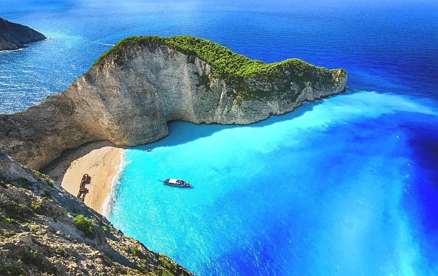 navagio.webp