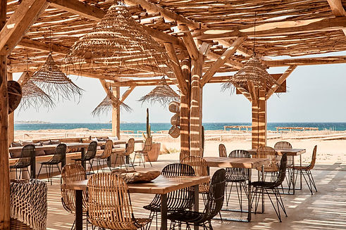 Tortuga-Bar-Naxos-Review-.jpeg