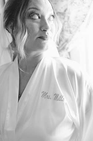 Wedding couple bride and groom kansas city photographer