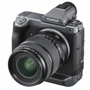 FUJIFILM GFX 100 , la "Super Full Frame" da 102MP.