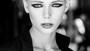 Alessandro Frezza | Evocare mondi attraverso le immagini