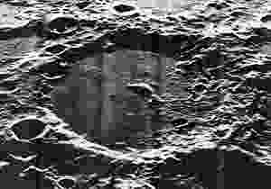 Immagine del cratere lunare Von Kármán