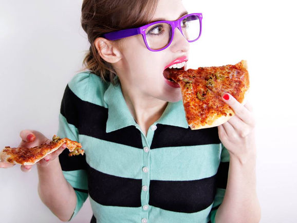 FOME OU VONTADE DE COMER?