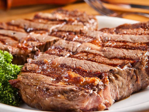 DIETAS COM MAIS PROTEÍNAS SÃO SUFICIENTES PARA HIPERTROFIA?