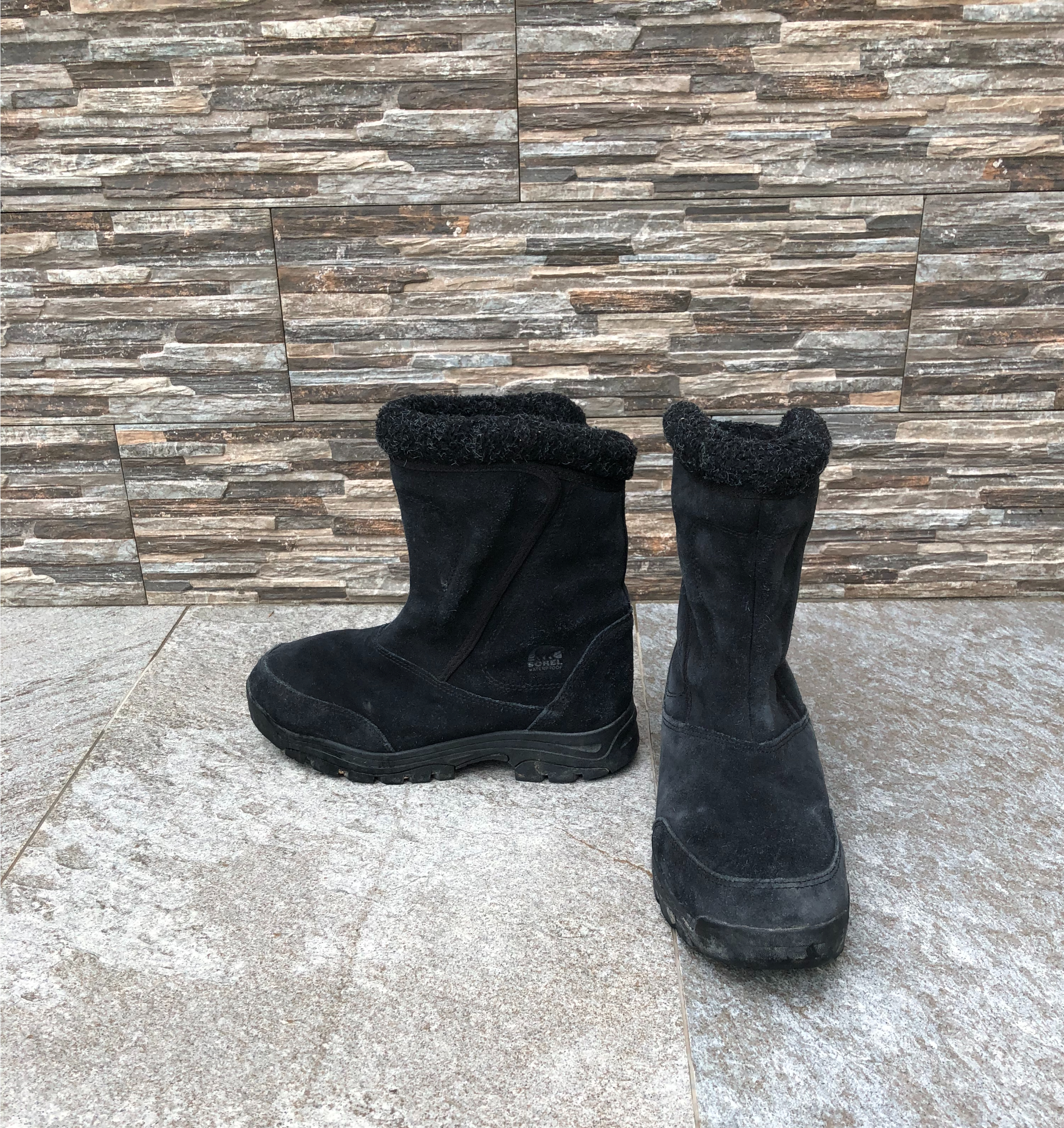 Sorel Boots, size US 9