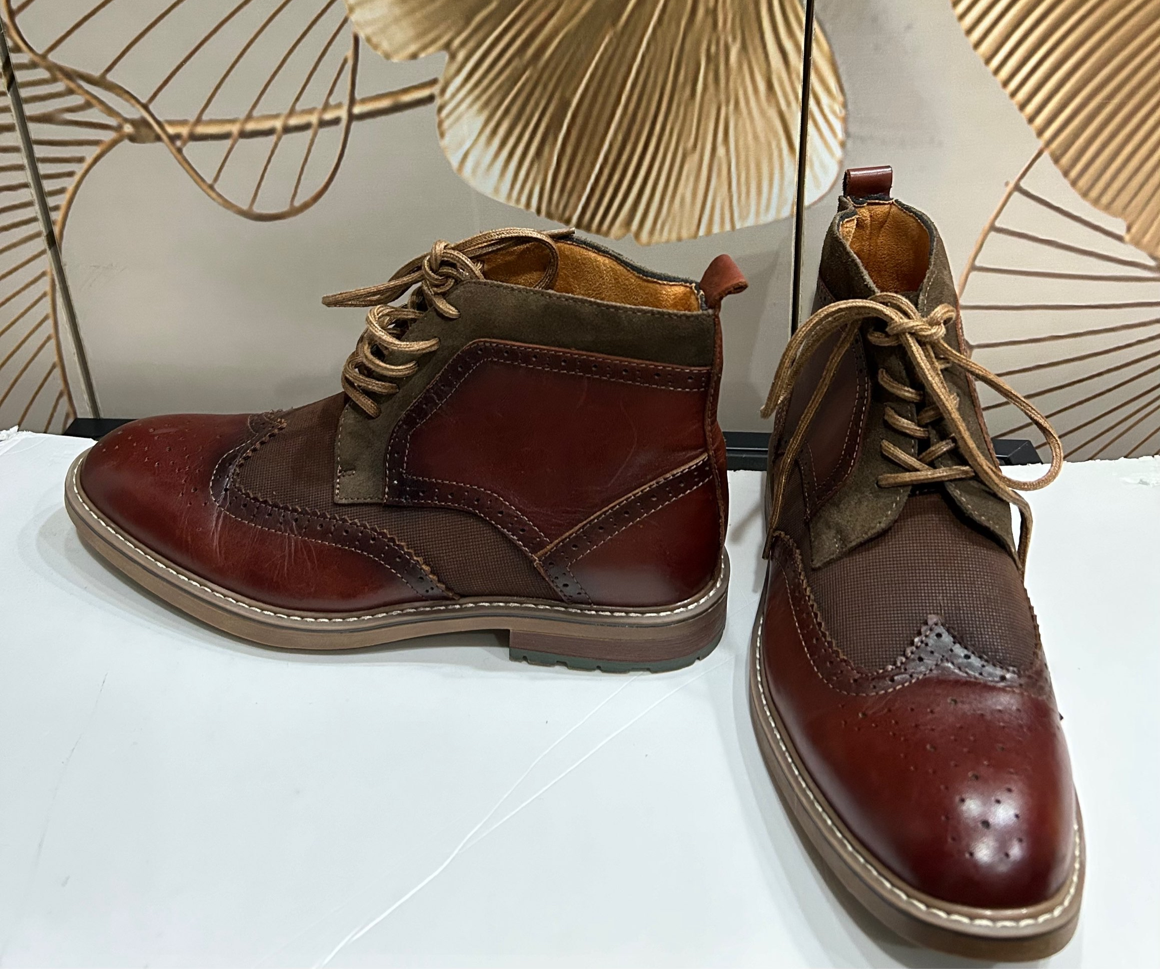 Arkbird Chukka Leather Boots, size US 9