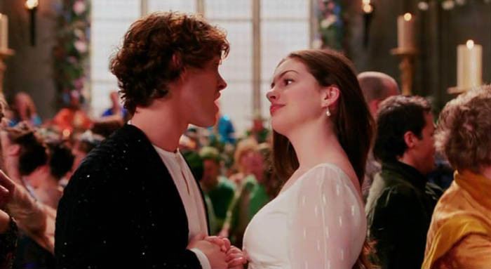Anne Hathaway sings "Dont Go Breaking My Heart"