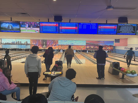 Theresa Settles Ministries Annual Bowling Event