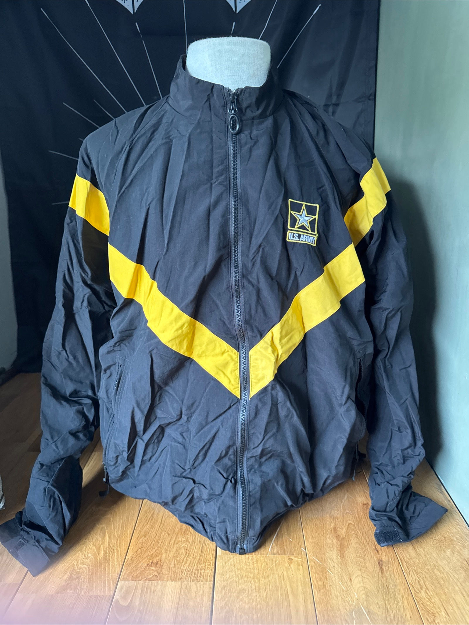 US Army APFU Jacket Black & Yellow