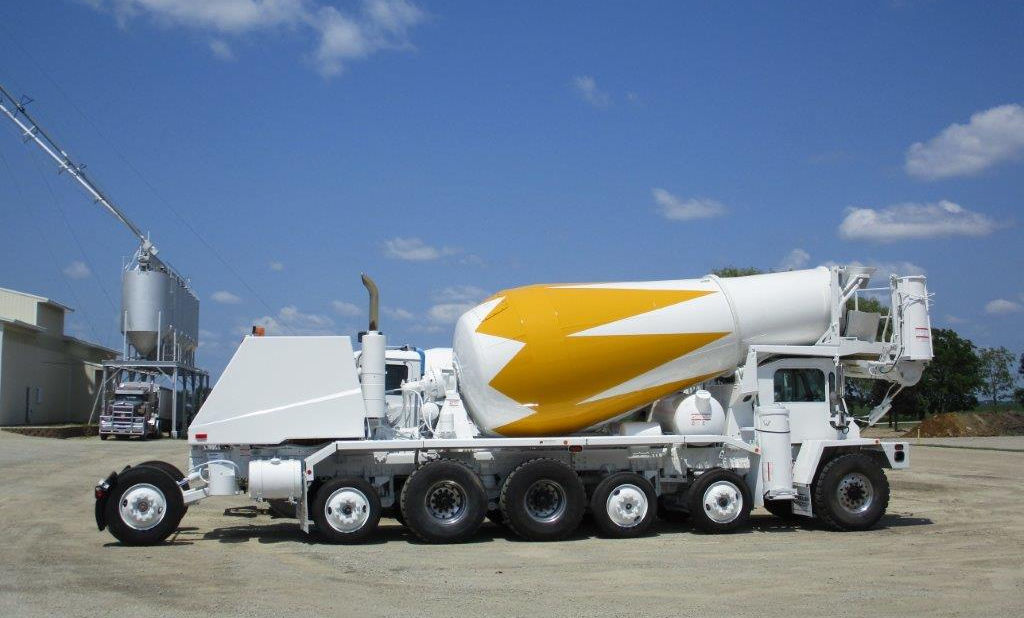 2005 7 axle Oshkosh Used Mixer Truck