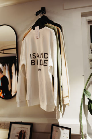 Cocktails and Wedding dresses
Madi Lane
Ellis