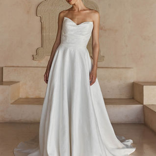 jacquard fabric wedding dress a line, strapless, removable sleeves
