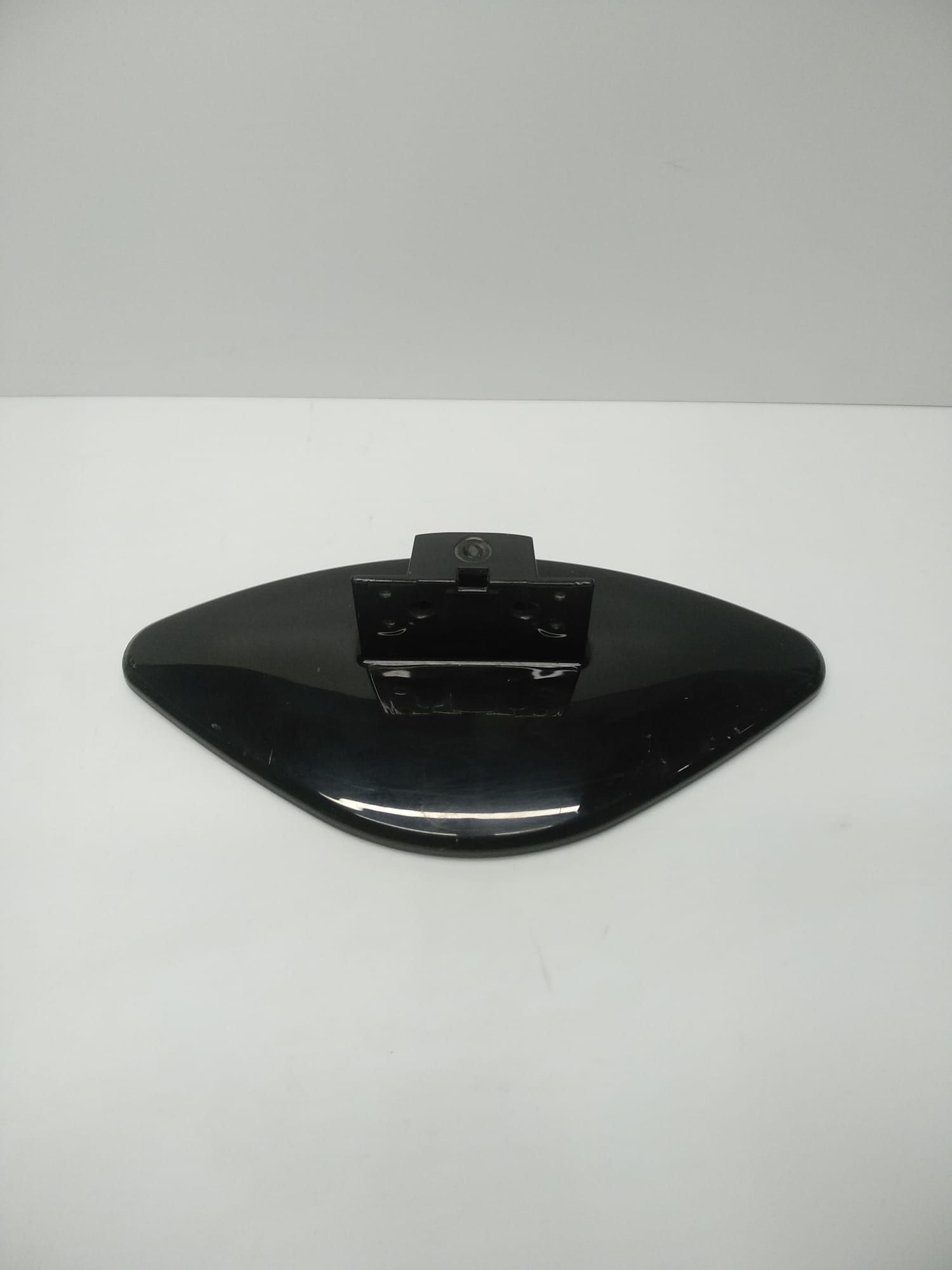 VESTEL MİLENYUM 19 İNÇ Tv Yer Ayağı , Masa Üstü Yer Ayağı , Yer Standı.