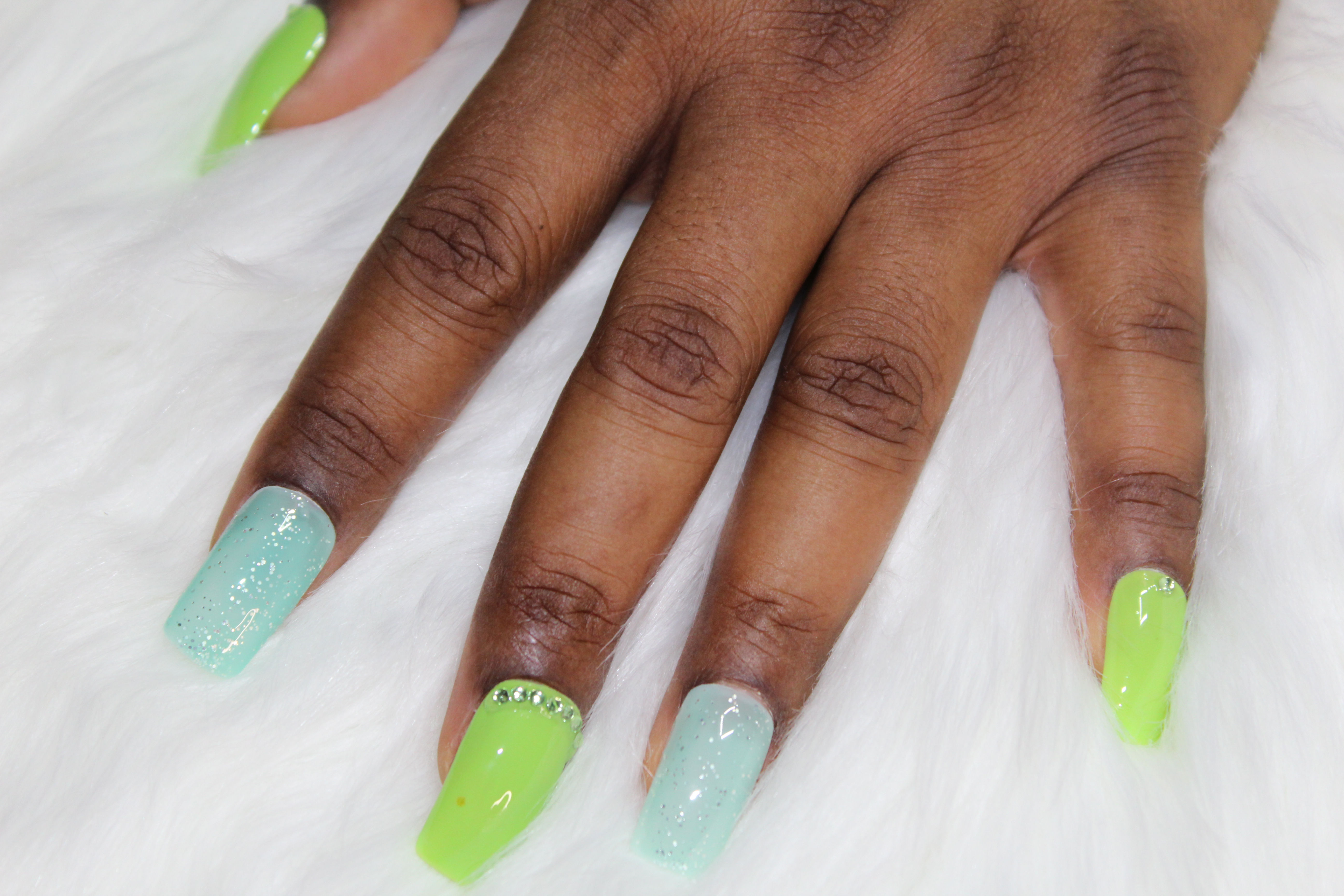 Ready to Buy - XL Green & Blue glitter accent nails