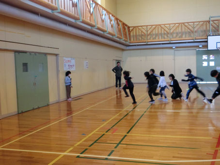 1年生を迎える会(小)