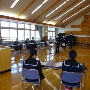 　前期生徒総会（中）