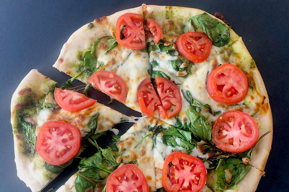 easy pesto pizza_edited_edited.jpg