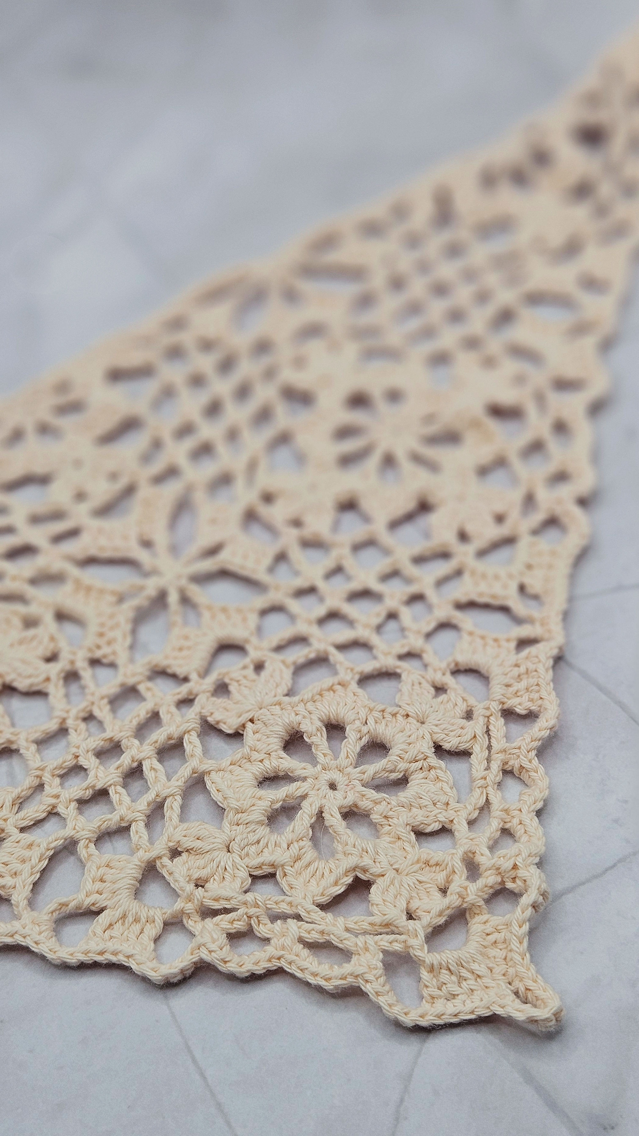 Cream Fleur Bandana