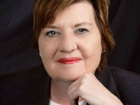 Circuit Court Reporter Gets Salary Cut