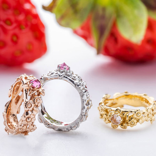 リング「ホワイトストロベリー＆パール」 いちご 苺 パール ハンドメイド 指輪 OnLine限定】strawberry /いちご | BELLE BLANCHE