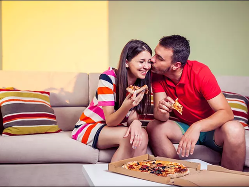 Things Couples Who Can’t Live Without Food Go Through