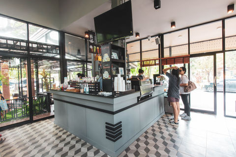 Nayhua | นายหัวคาเฟ่ & ชั้นหวังเรสเตอรองท์ | นครนายก