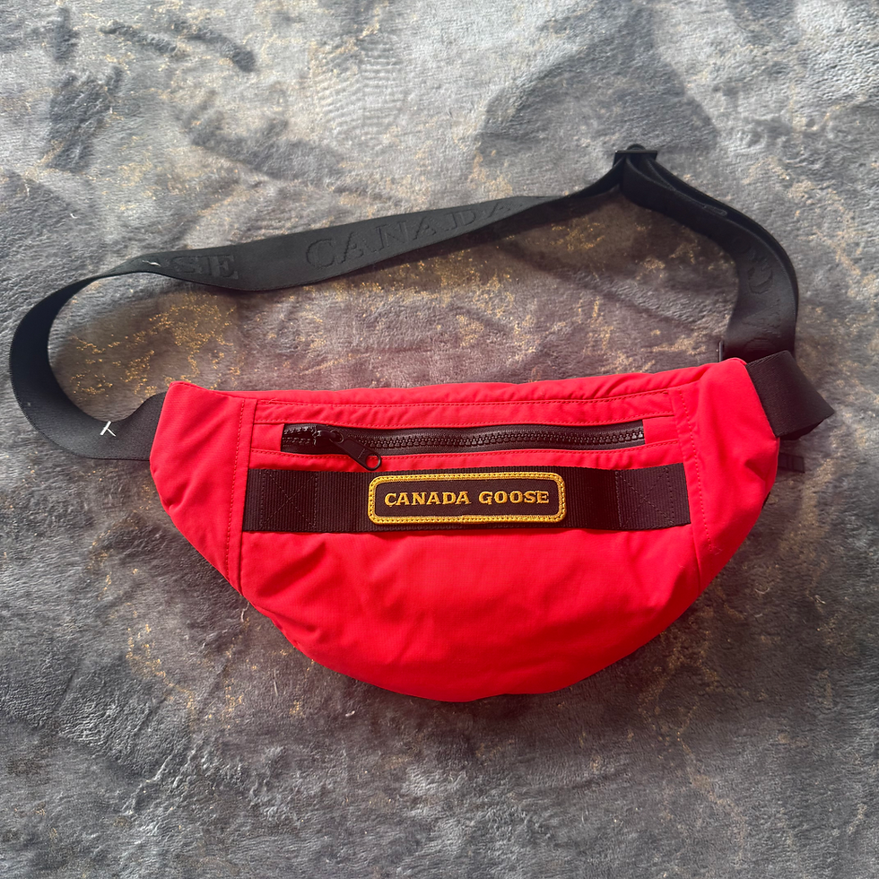 Thumbnail: Canada Goose bag