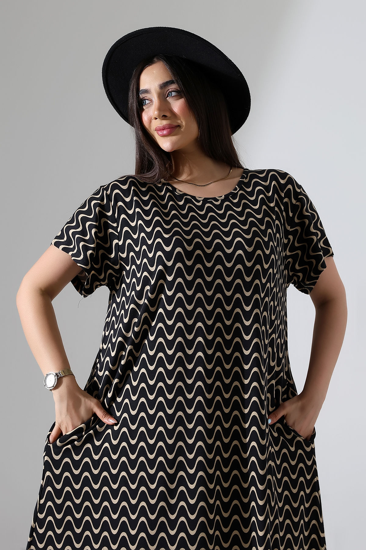 Siyah Cep Detaylı Elbise