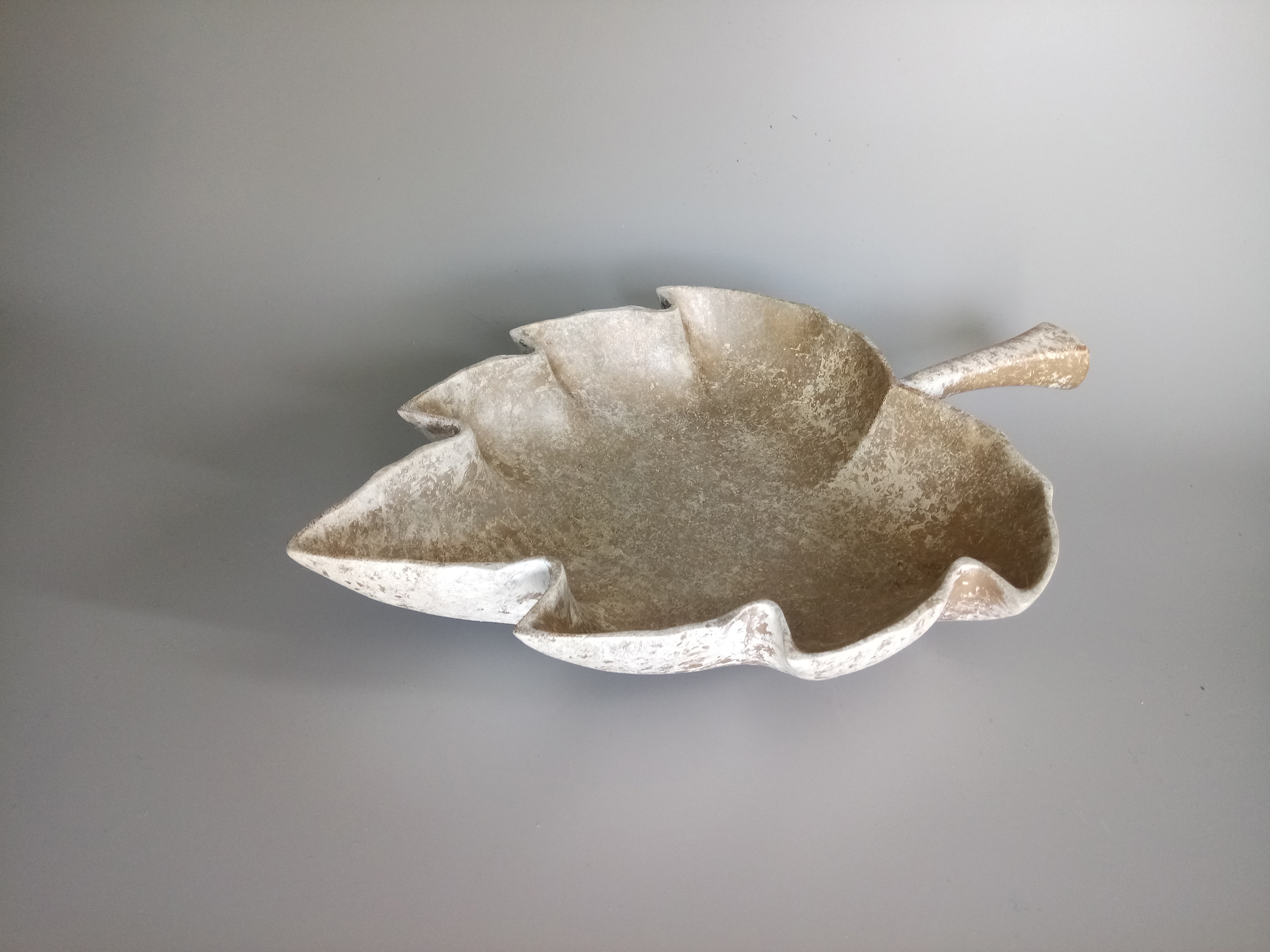 Winter Leaf Bowl