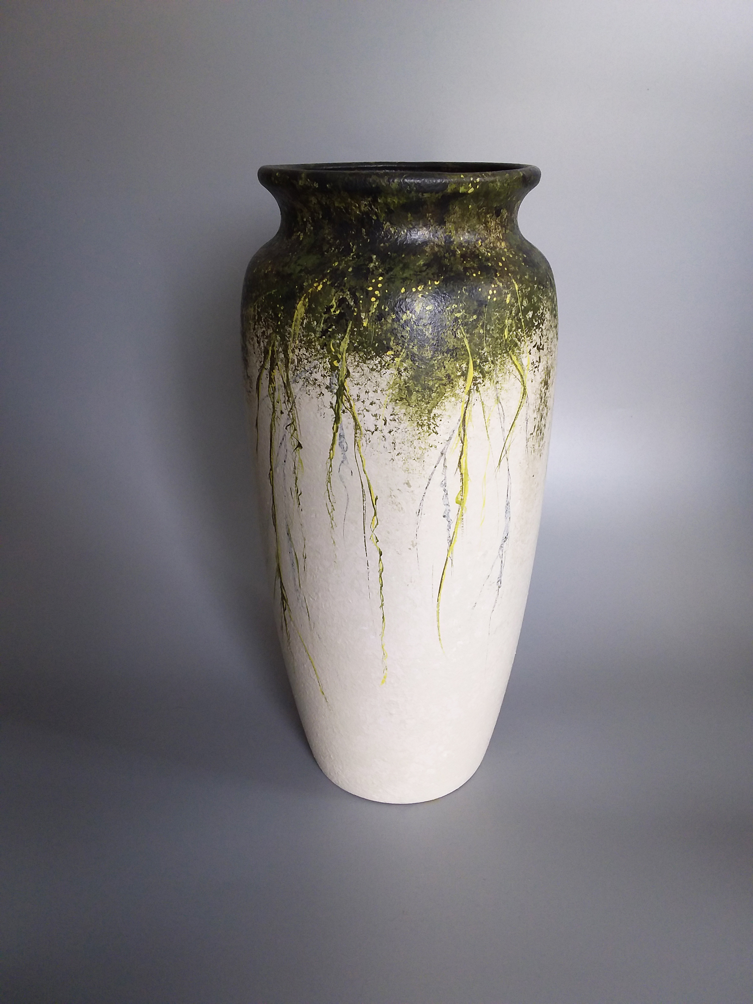 Green Tendrils Vase