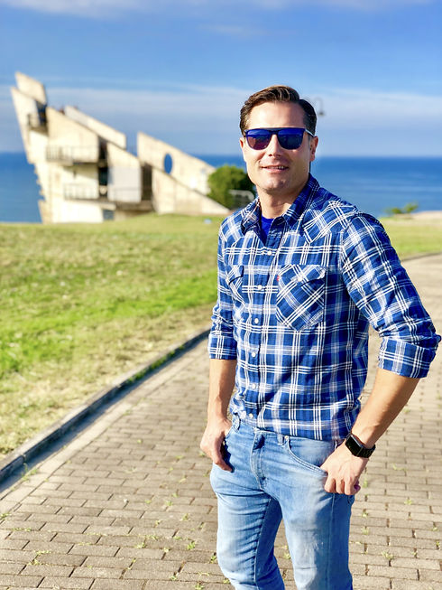Work with an international business coach
