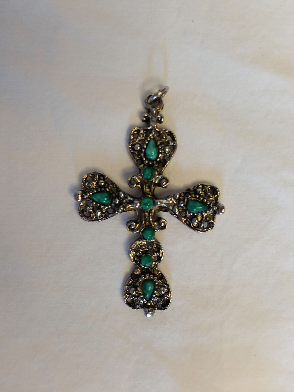 Thumbnail: Vintage Cross Pendant