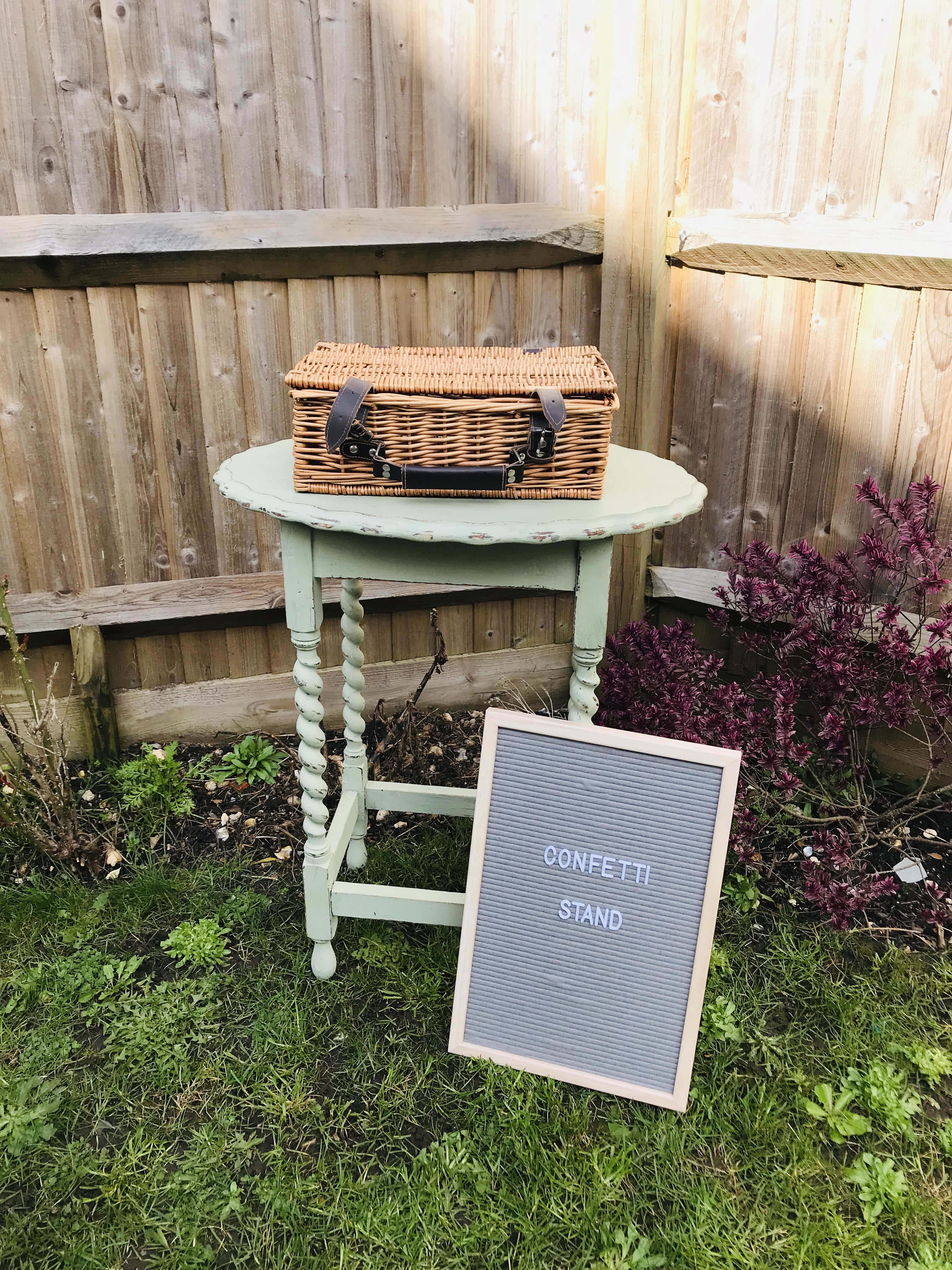 Confetti Table