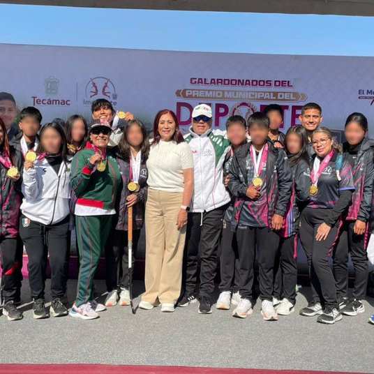 Presencia Rosi Wong desfile de la Conmemoración de la Revolución Mexicana