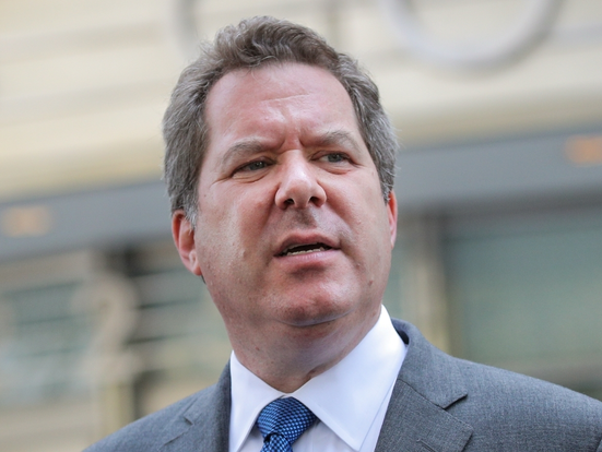 Jeffrey Lichtman, se lanzó nuevamente contra la presidenta Claudia Sheinbaum