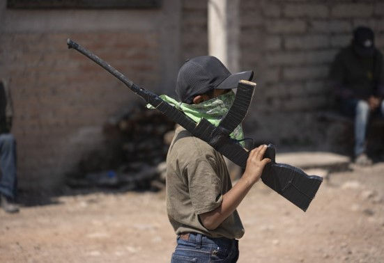 Buscan penas de hasta 60 años de prisión por reclutamiento forzado de menores