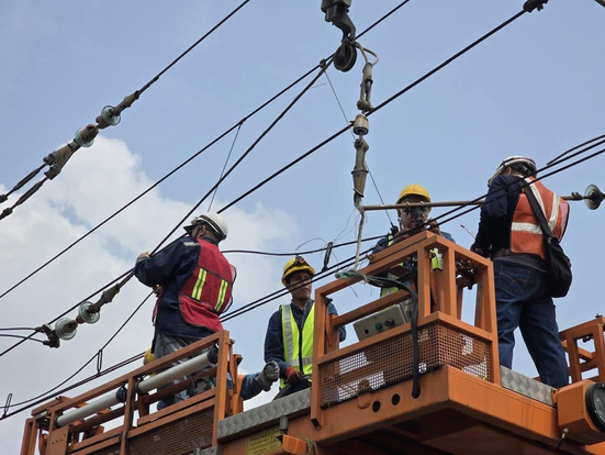 Sigue sin operar tramo de la Línea A del Metro; cinco horas de caos y sin información oficial