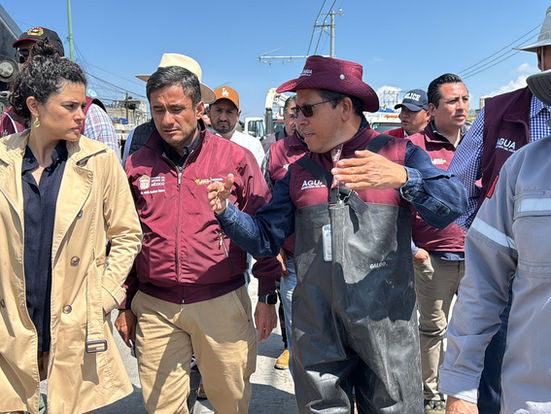 Regresa titular de Gobernación a Chalco; supervisa avances de obra en el colector secundario