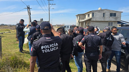 Rescatan a seis caninos por presunto maltrato animal en San Pablo Autopan