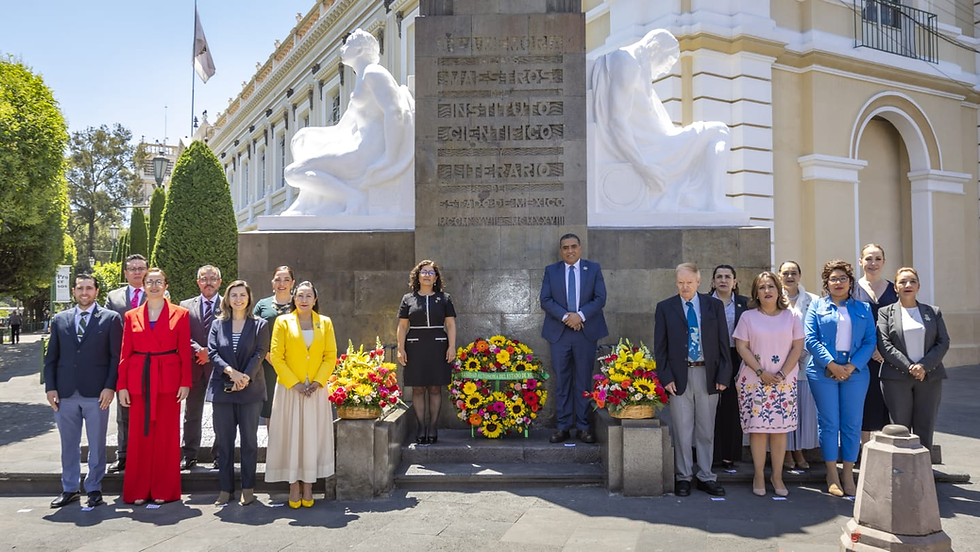 UAEMéx celebra vocación académica con la Nota Laudatoria 2026